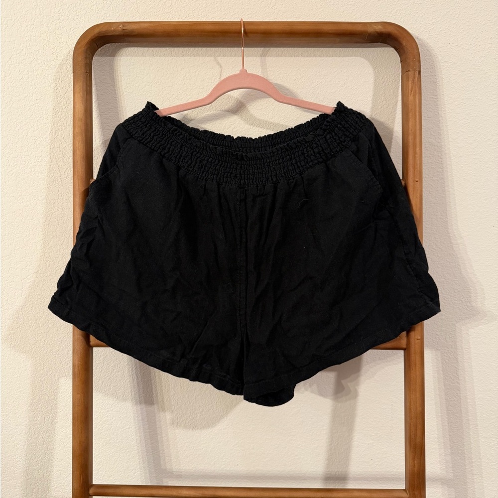 Universal Thread Black High Waist Women's Shorts